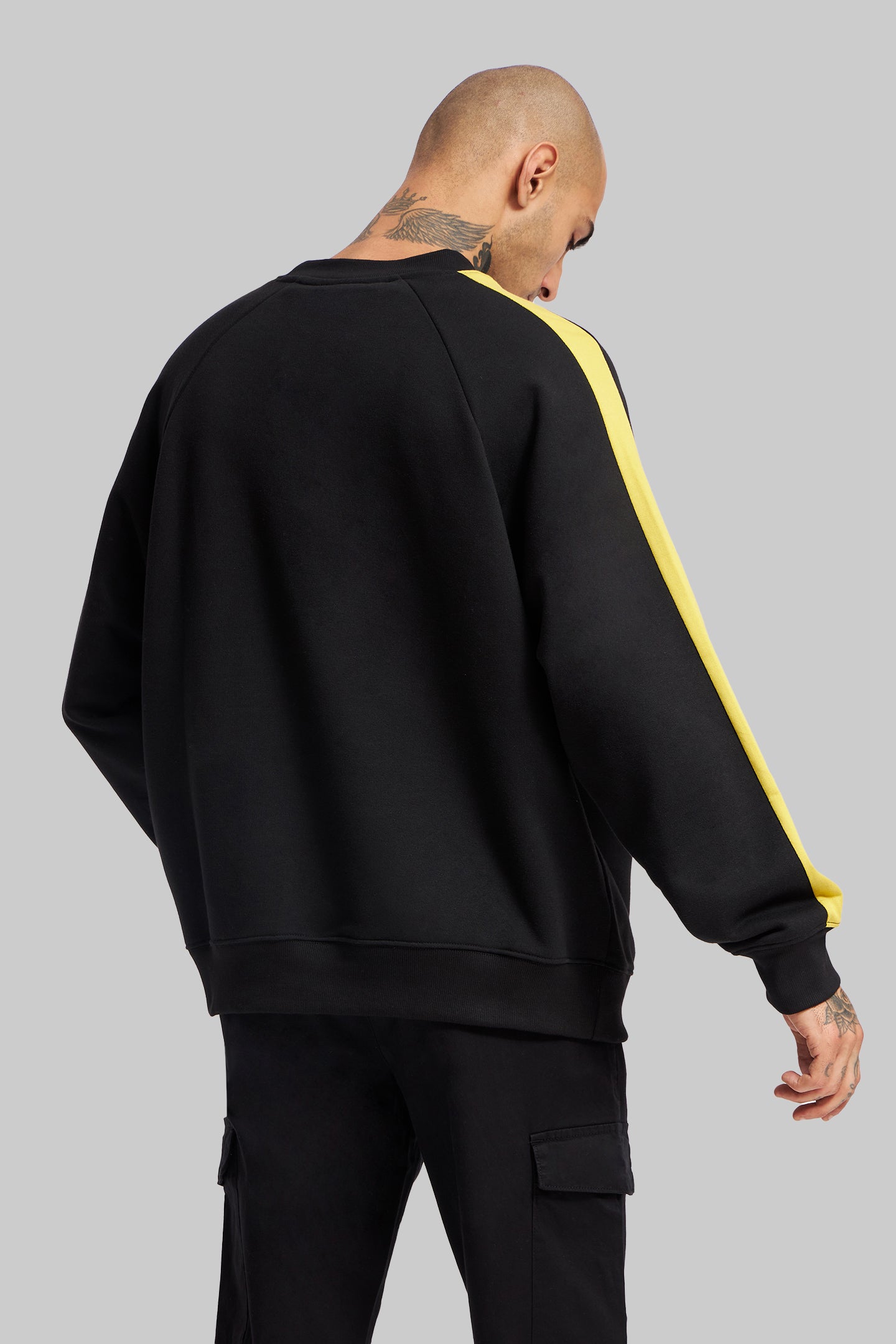 Deep Black Raglan Sweatshirt Pic 5