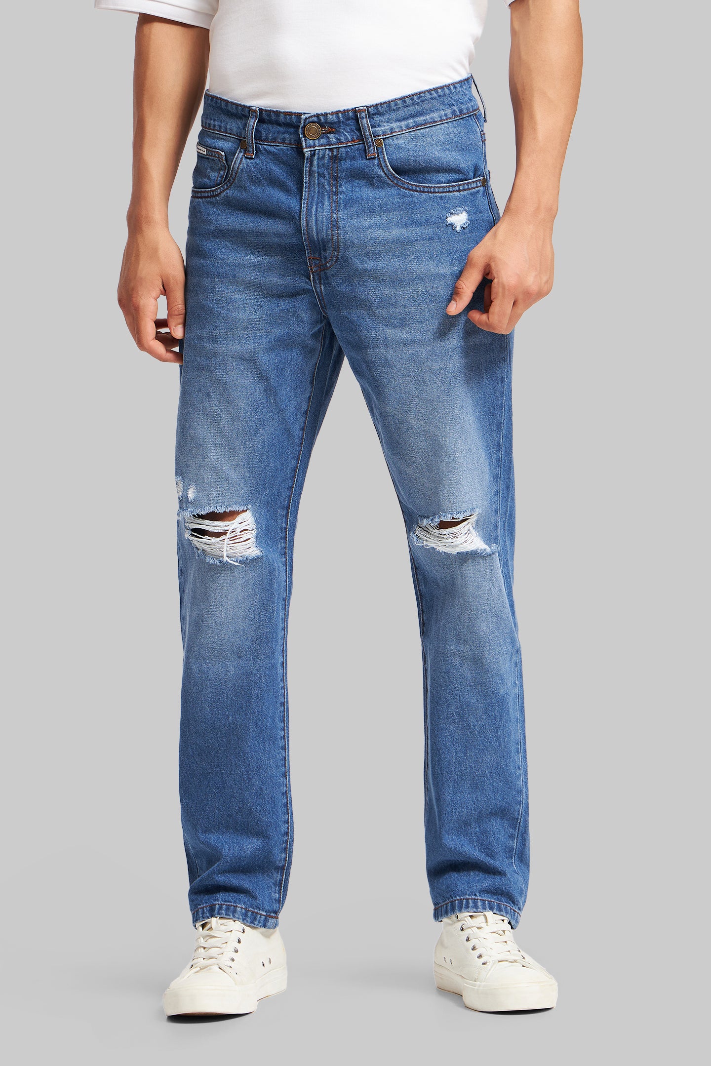 Blue Mid Rise Distressed Men's Relaxed Jeans Pic 1