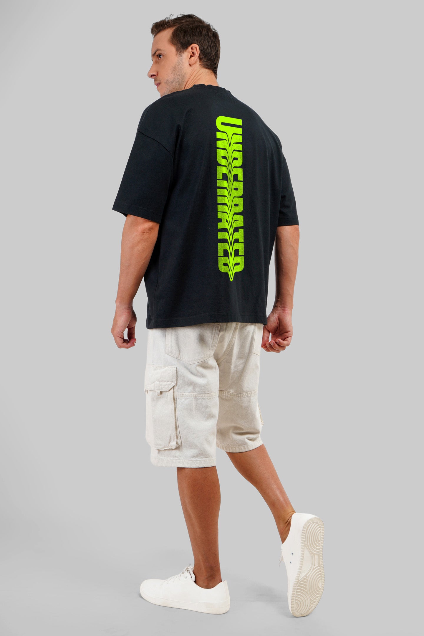 Underrated Green Black Baggy Fit T-Shirt Men Pic 4