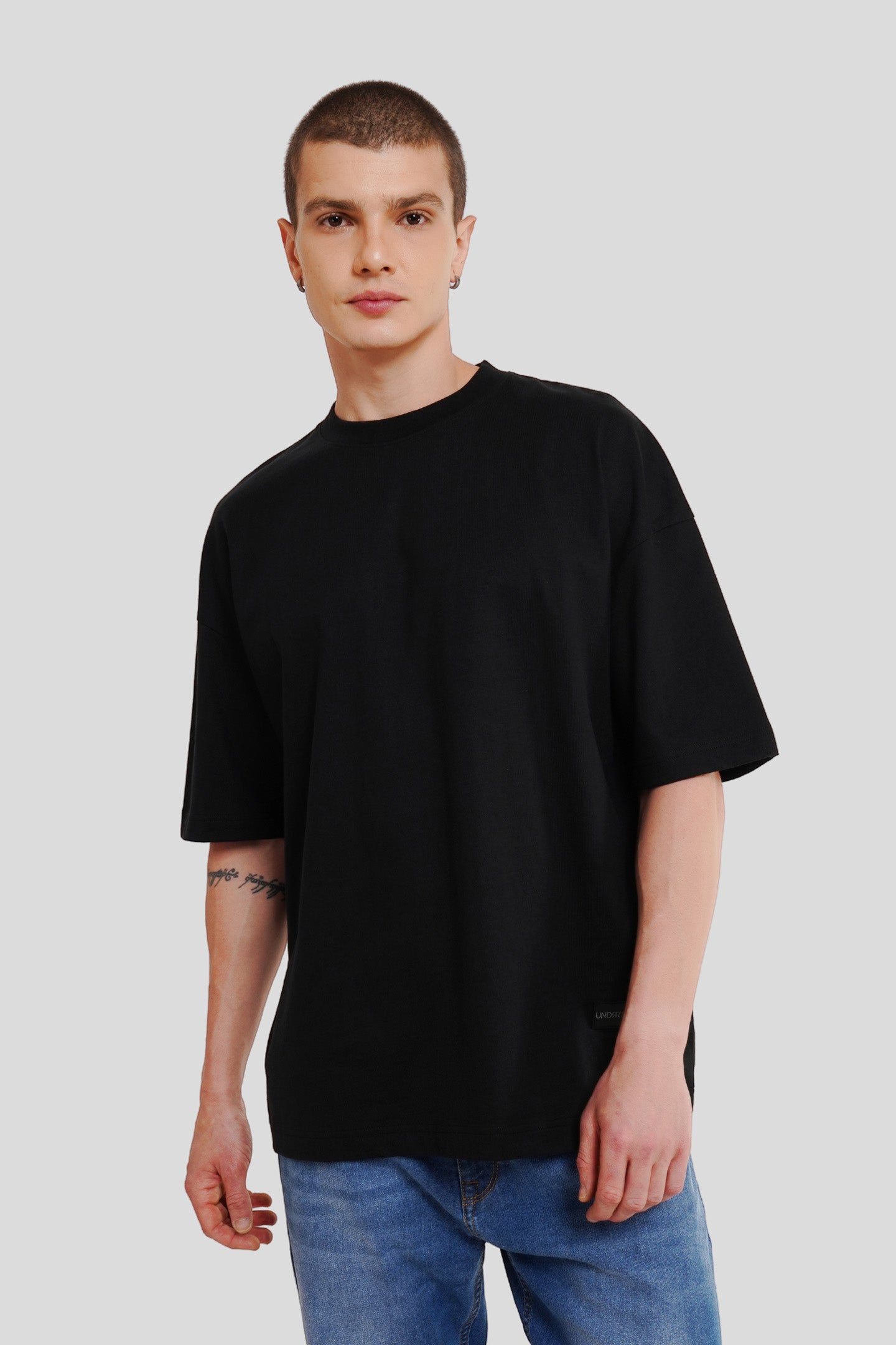 Underrated Club Teddy Black Baggy Fit T-Shirt Men Pic 2