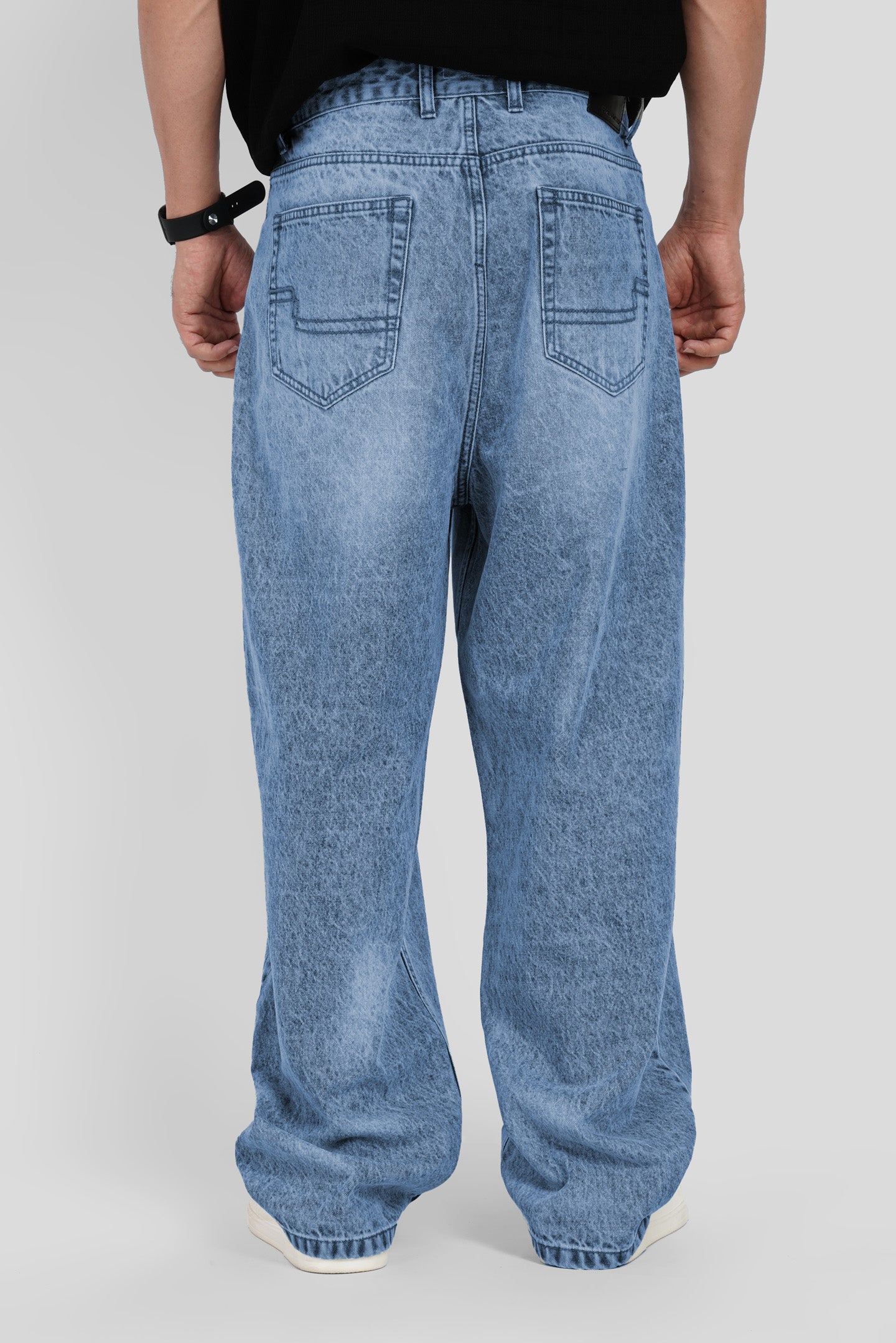 Light Blue Mid Rise Men's Baggy Jeans Pic 3