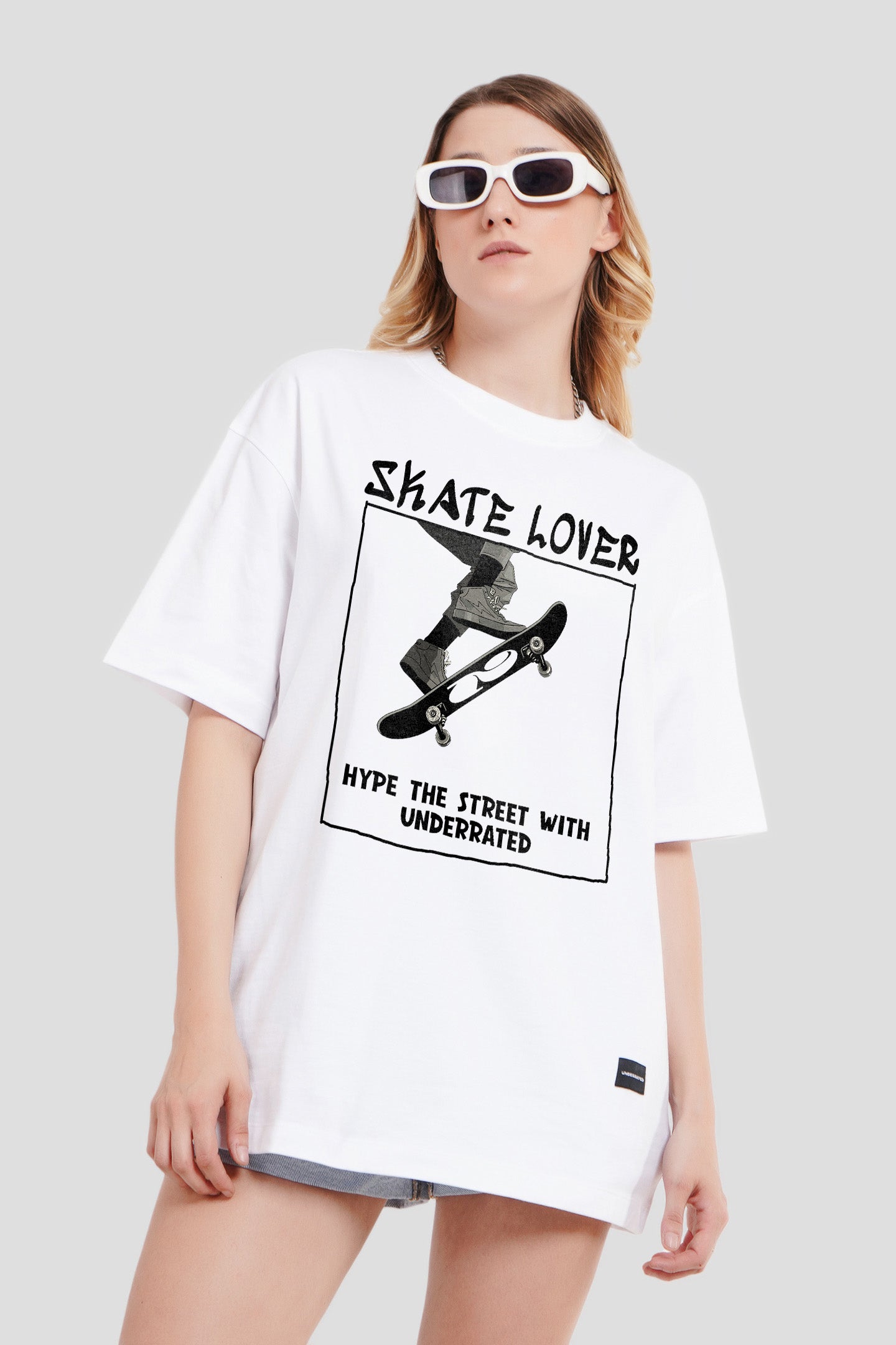 Skate Lover White Printed T-Shirt Women Oversized Fit