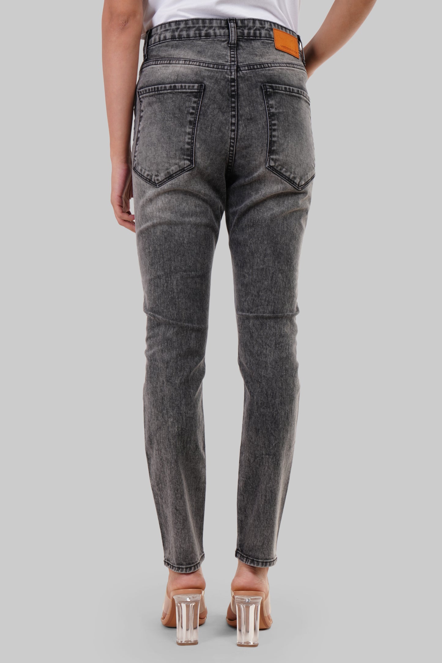 Grey High Rise Skinny Women Jeans Pic 3